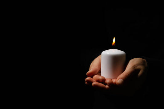How to Display Cremation Urns and Jewelry？ - Solamore