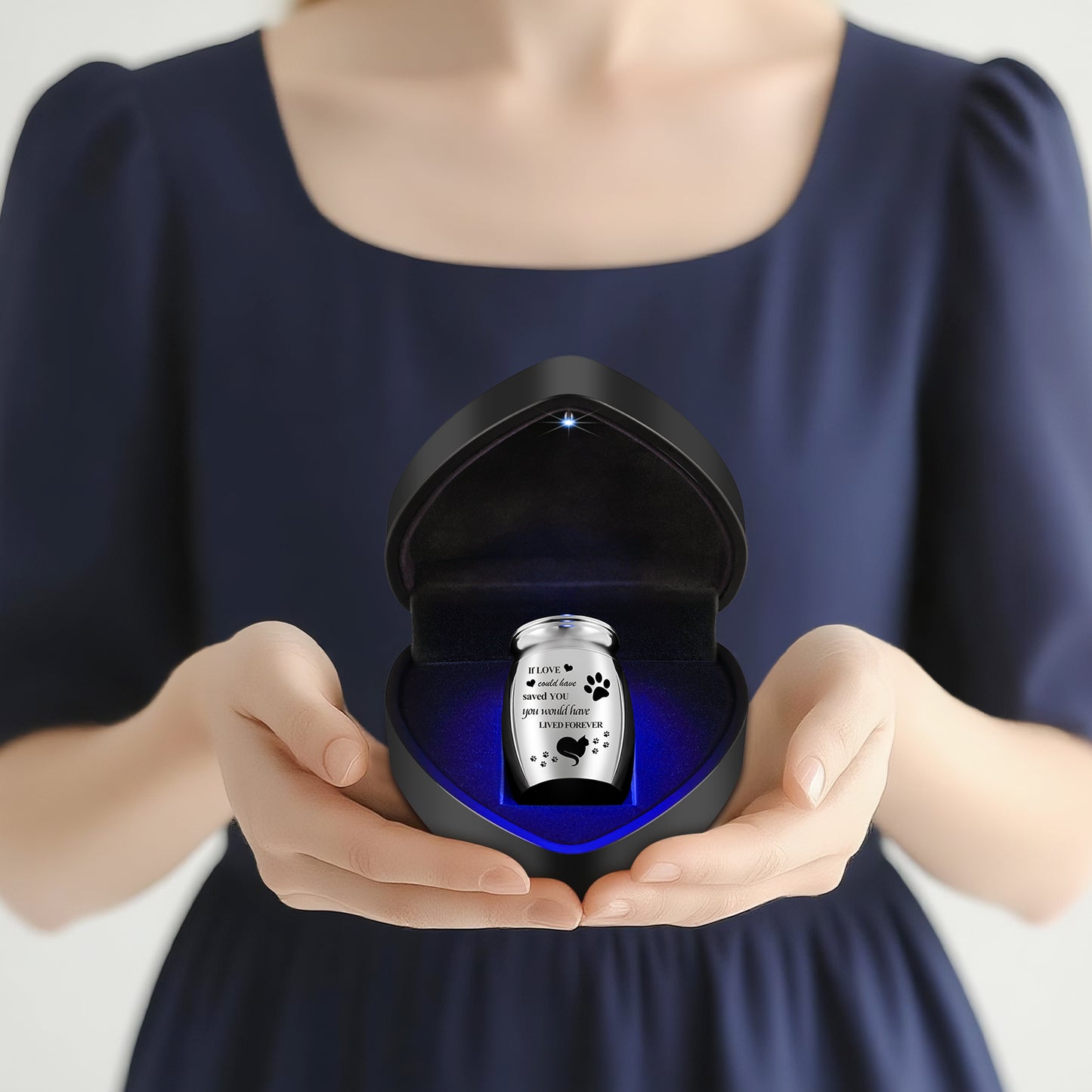 XIUDA 1.57 inch Mini Cat Cremation Urn for Ashes, Pet Paw Stainless Steel Memorial Ashes Holder with Heart Box
